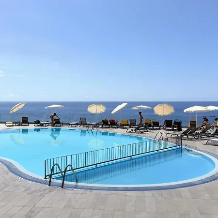 Two Towers Apartman Funchal